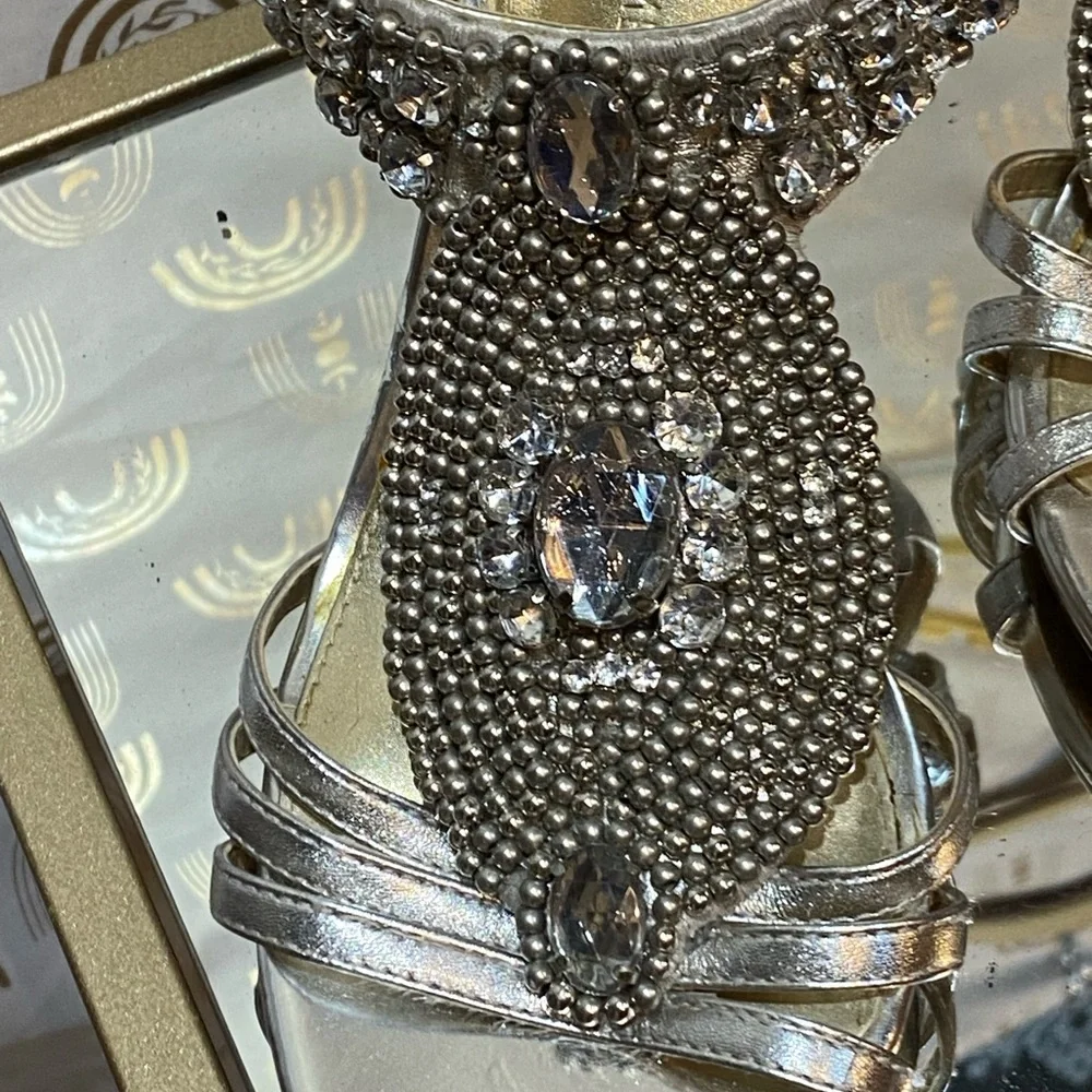 ANTONIO MELANI Silver Heels Elegant Design